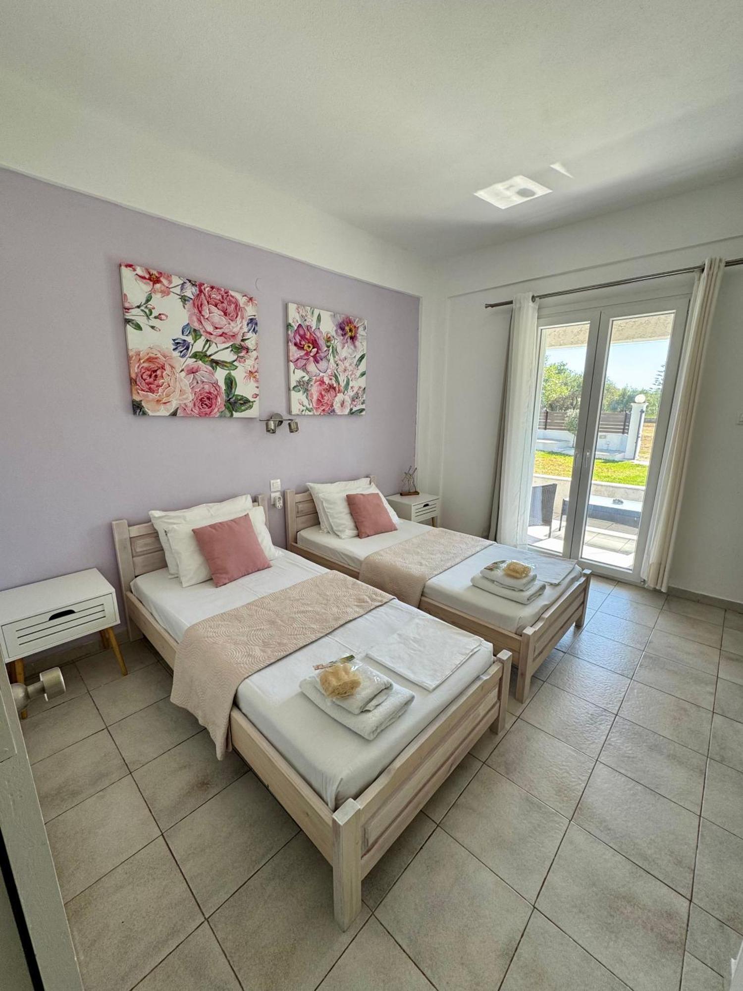 Sungate Villas Almiros Beach Exterior photo